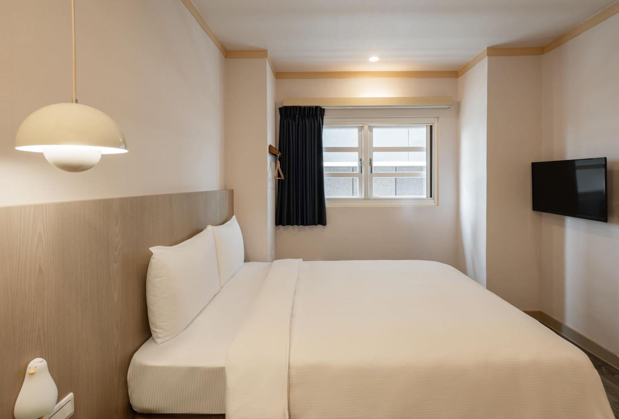 Kindness Hotel - Tainan Minsheng Ruang foto