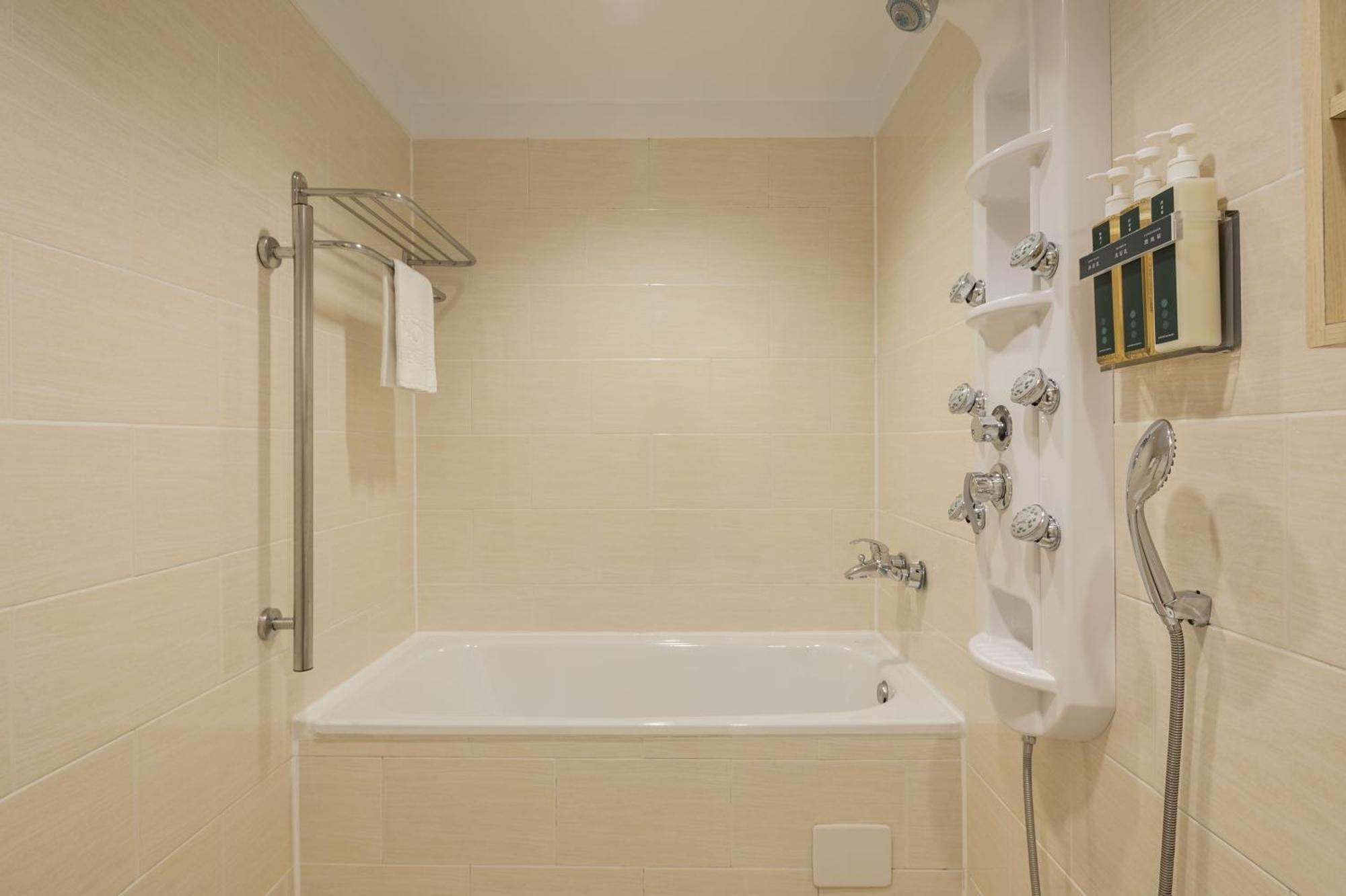 Kindness Hotel - Tainan Minsheng Ruang foto